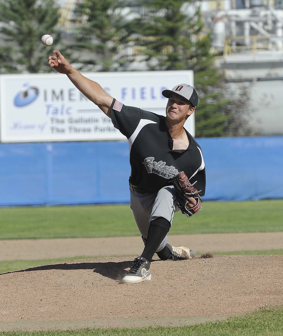 Kamerman Throws